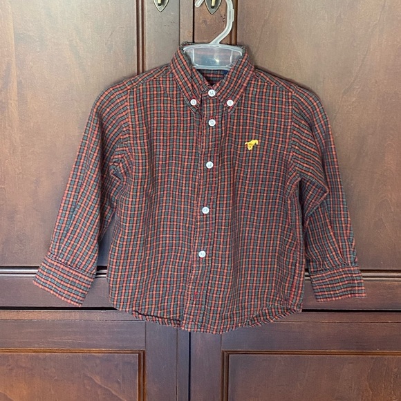 Cute plaid button-up - Picture 2 of 10